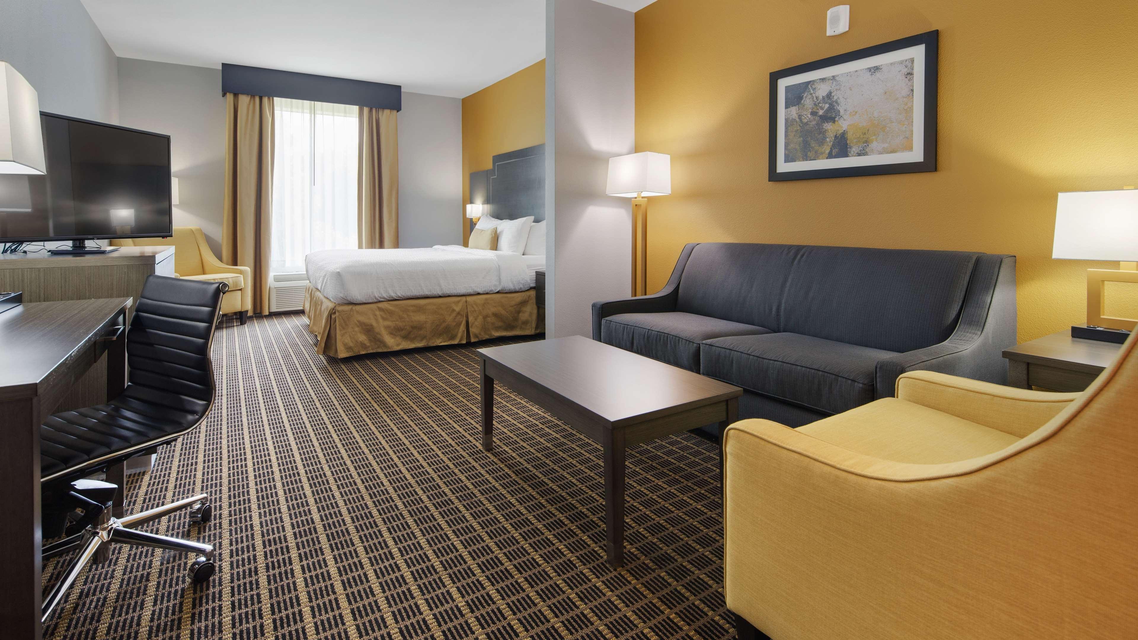 Best Western Plus Regency Park Walker Exteriér fotografie