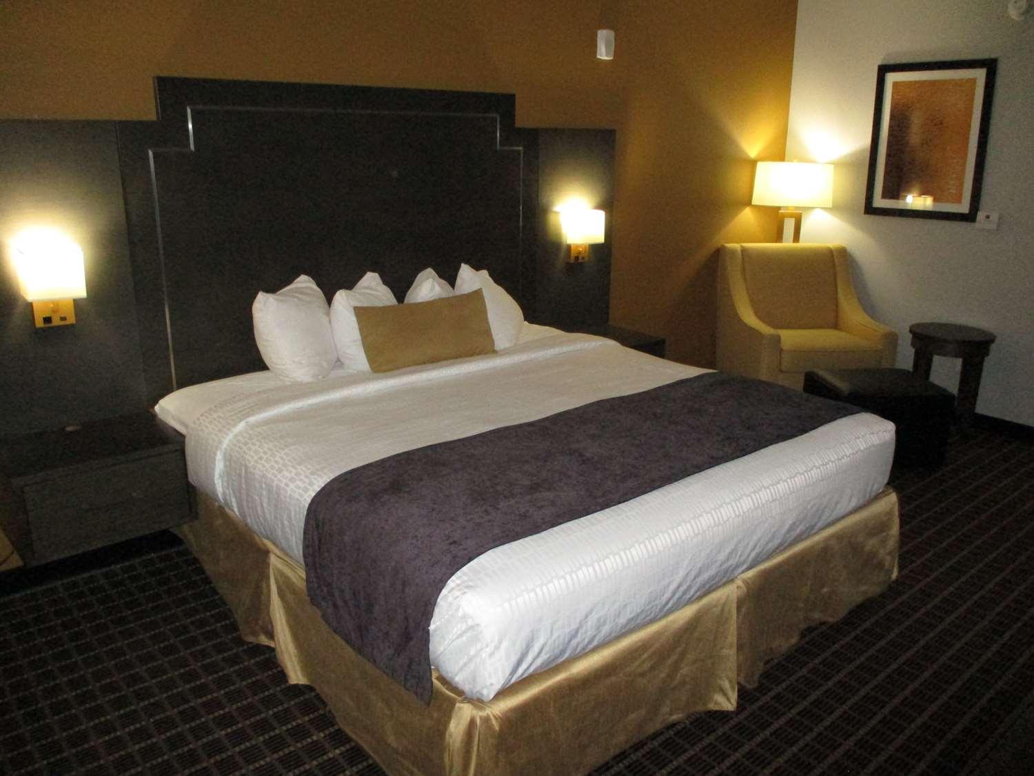 Best Western Plus Regency Park Walker Exteriér fotografie