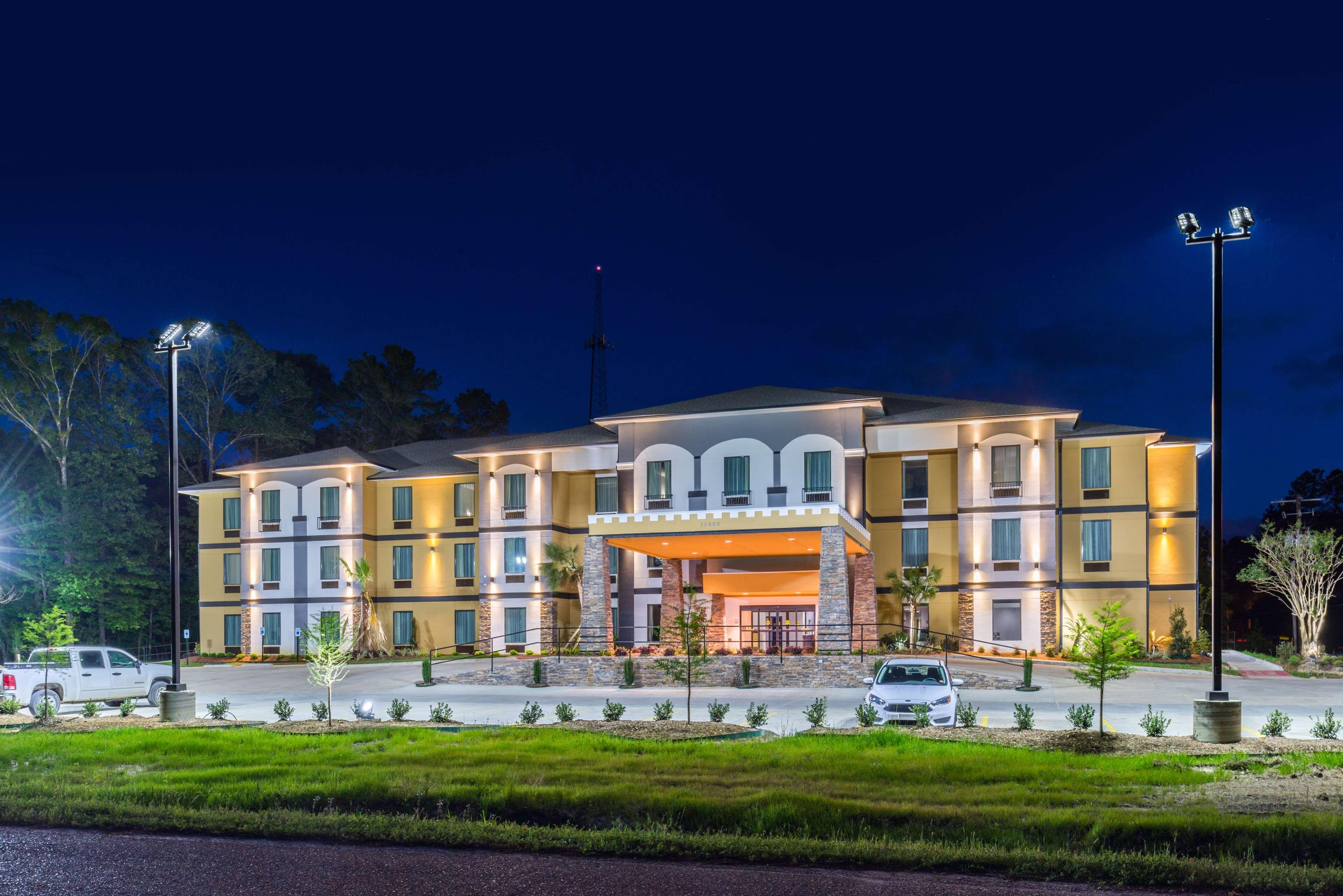 Best Western Plus Regency Park Walker Exteriér fotografie