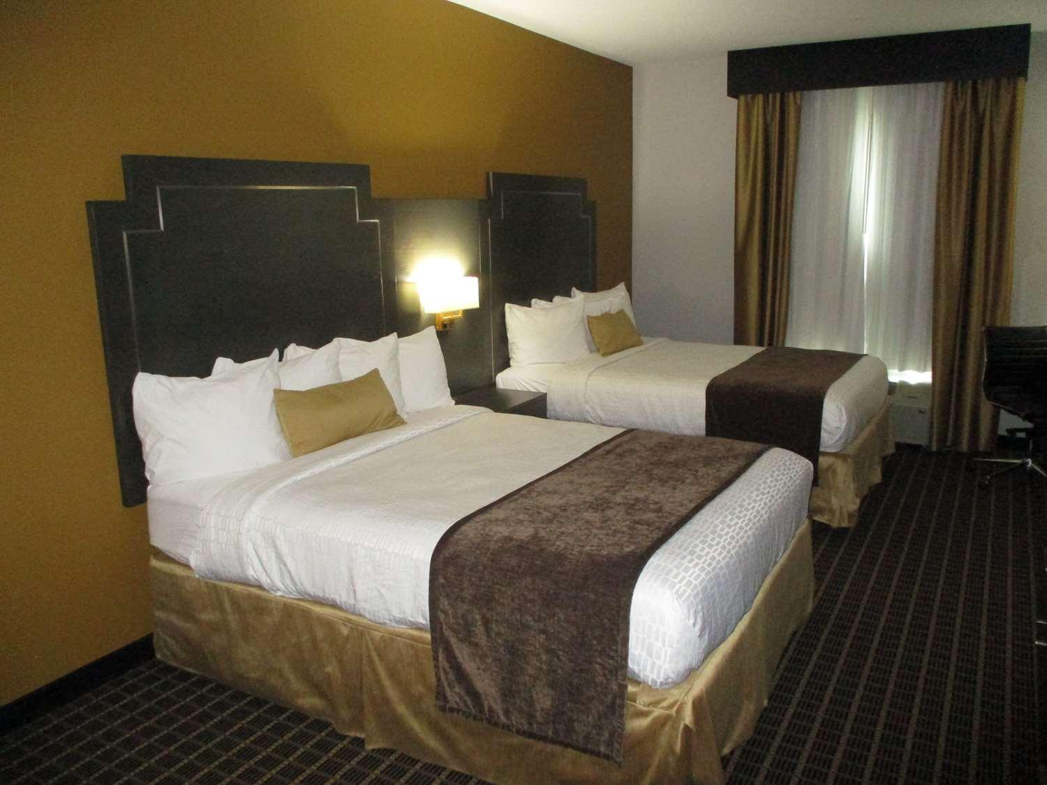 Best Western Plus Regency Park Walker Exteriér fotografie